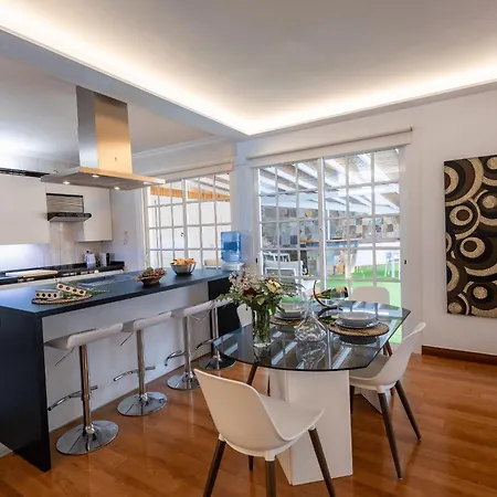 Chalet Luxury Villa With Pool, Jacuzzi, Cardio Area And Gardens *