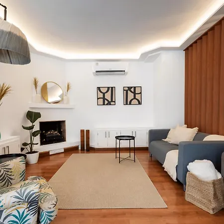 Luxury With Heated Pool, Jacuzzi, Gym, And Gardens Chalet Puerto de la Cruz (Tenerife)