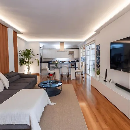 Luxury With Heated Pool, Jacuzzi, Gym, And Gardens Puerto de la Cruz (Tenerife)