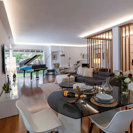 Chalet Luxury With Heated Pool, Jacuzzi, Gym, And Gardens
