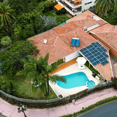Chalet Luxury With Heated Pool, Jacuzzi, Gym, And Gardens Puerto de la Cruz (Tenerife)